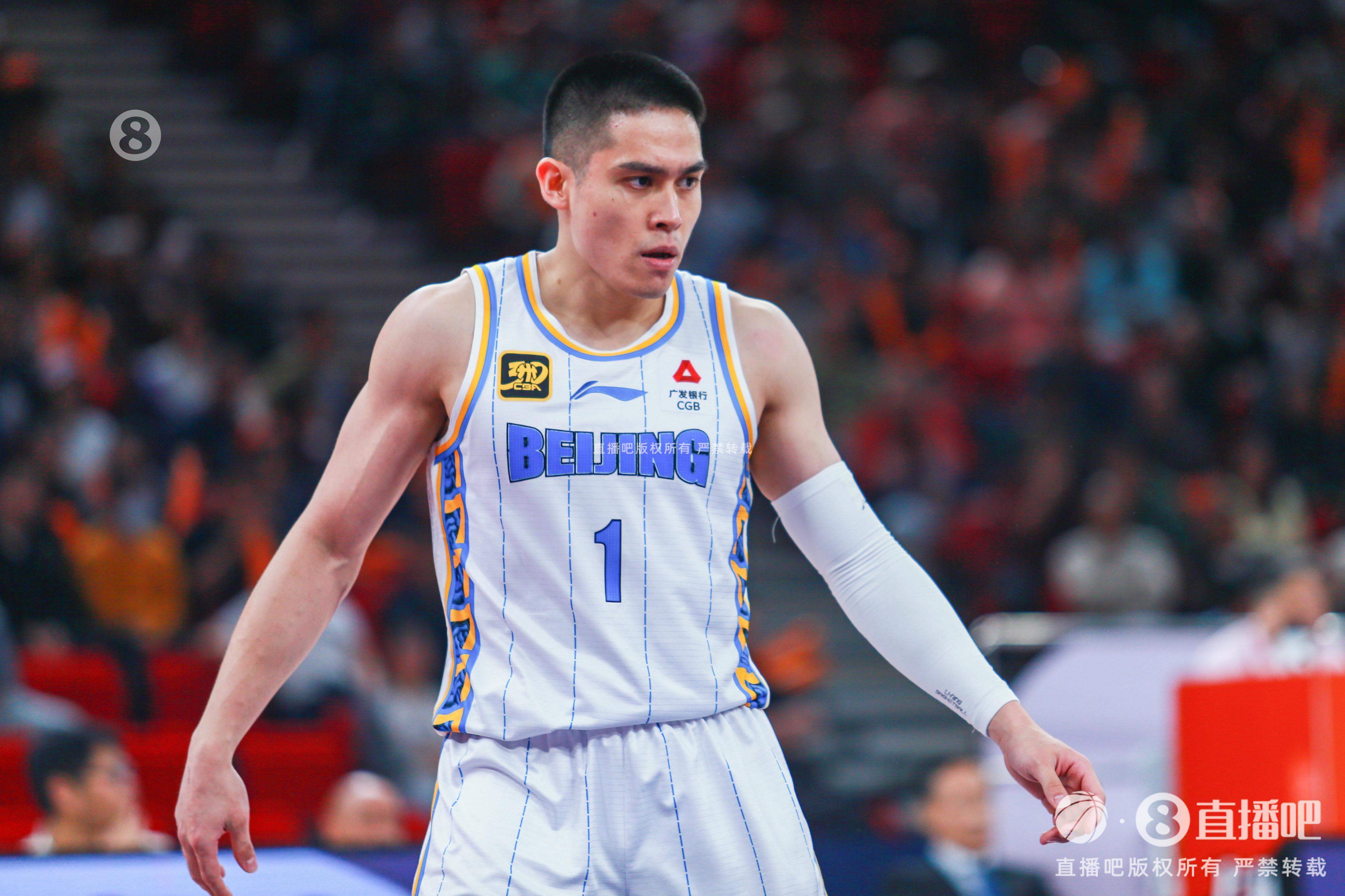 北京送走周琦陈盈骏范子铭之一才能引进赵睿 新疆去年追过陈盈骏